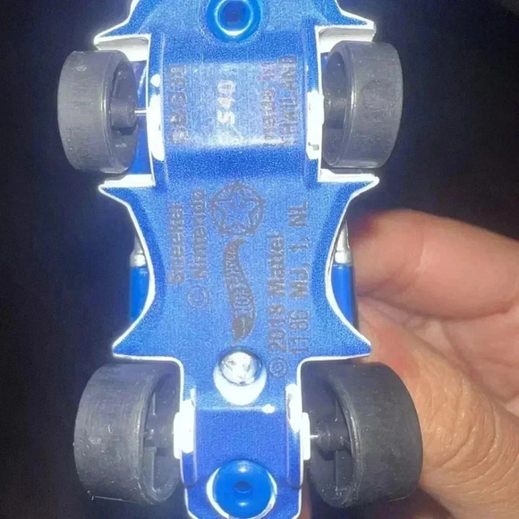 Toad Sneeker Hot Wheels 2018 Nintendo Mario Kart Mattel Diecast - Picture 5 of 7